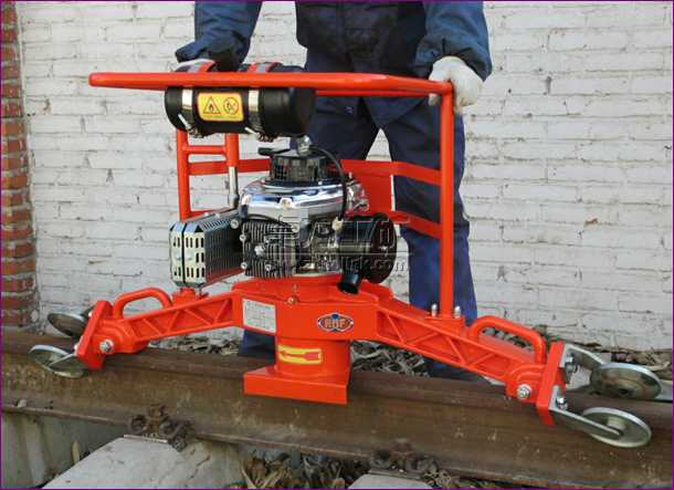 FMG-6.0�̓�ȼ�����܉��ĥ�C