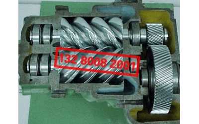 �p�ݗU�Չ��C