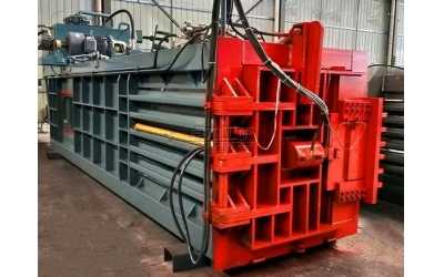 �U������C